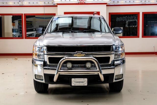 Used 2008 Chevrolet Silverado 2500 LT w/ 2LT Convenience Package AWD/4WD image 9