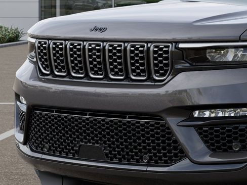 New 2025 Jeep Grand Cherokee Summit image 49