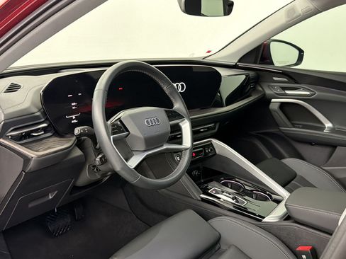 Used 2025 Audi Q5 Premium Plus AWD/4WD image 4