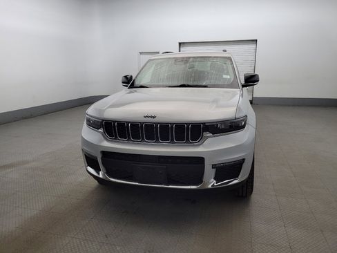 Used 2021 Jeep Grand Cherokee L Limited image 15
