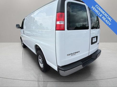 Used 2025 GMC Savana 2500 w/ Driver Convenience Package RWD image 5