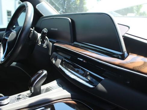 Used 2022 Cadillac Escalade ESV Sport Platinum w/ LPO, ONYX Package image 23