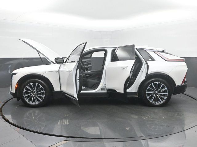 Certified 2024 Cadillac Lyriq Sport w/ LPO, Floor Liner Package AWD/4WD image 55