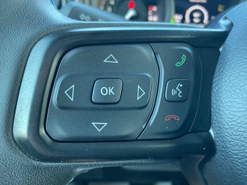 Used 2024 Jeep Wrangler Unlimited Rubicon 4xe AWD/4WD image 31