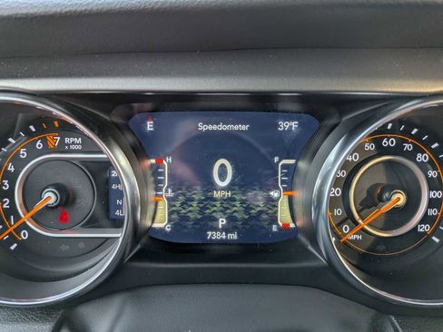 Certified 2023 Jeep Gladiator Sport image 29