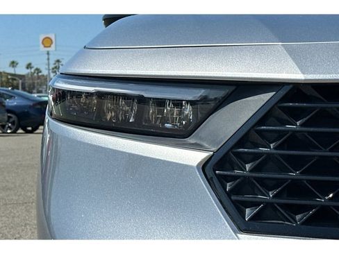 Used 2025 Honda Accord SE image 41