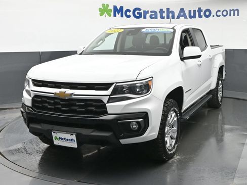 Used 2022 Chevrolet Colorado LT w/ Safety Package AWD/4WD image 19