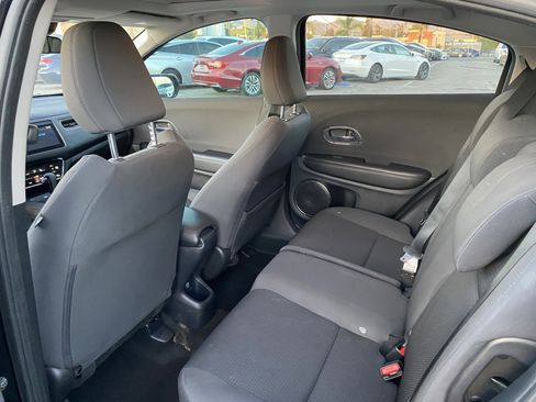 Used 2021 Honda HR-V EX image 15