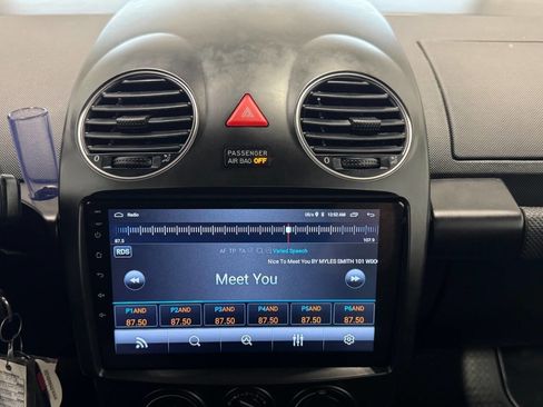 Used 2009 Volkswagen Beetle Convertible FWD image 18