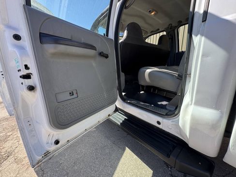Used 2006 Ford F250 XL AWD/4WD image 18