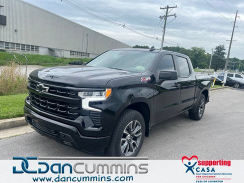 Used 2024 Chevrolet Silverado 1500 RST w/ Z71 Off-Road Package AWD/4WD image 1