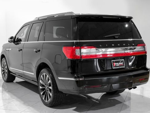Used 2021 Lincoln Navigator Reserve image 10