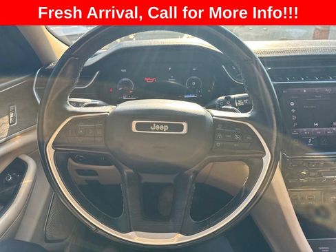 Used 2021 Jeep Grand Cherokee L Limited w/ Trailer Tow Package AWD/4WD image 5