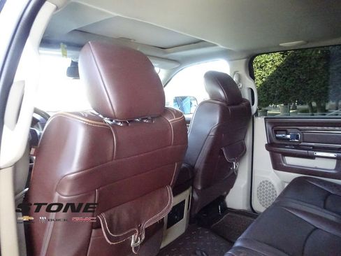 Used 2018 RAM 2500 Longhorn image 22