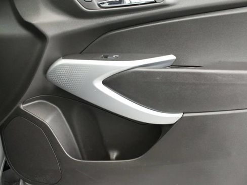 Certified 2025 Chevrolet Trax RS w/ Driver Confidence Package FWD image 29