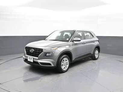 Used 2023 Hyundai Venue SE w/ Cargo Package