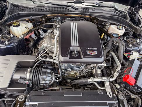 Used 2021 Cadillac CT4 Premium Luxury RWD image 26