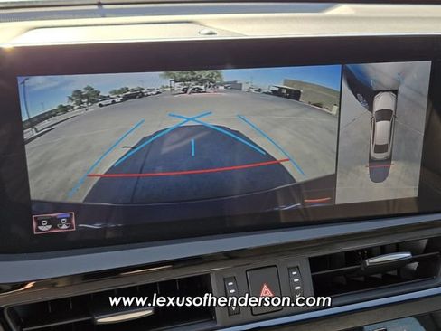 Certified 2022 Lexus ES 300h w/ Accessory Package FWD image 29