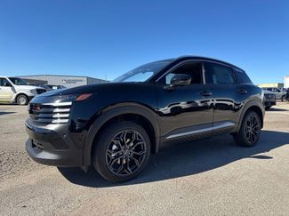 New 2026 Nissan Kicks SR 360° Tour