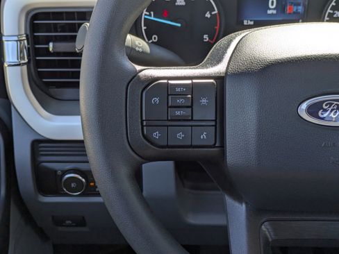 New 2025 Ford F550 4x4 Regular Cab Super Duty image 18