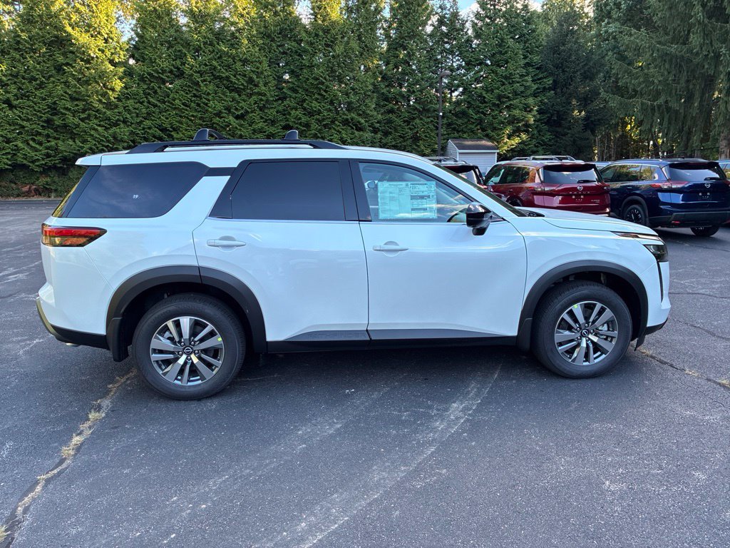 New 2026 Nissan Pathfinder SL AWD/4WD image 8