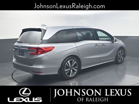Used 2019 Honda Odyssey Elite image 9