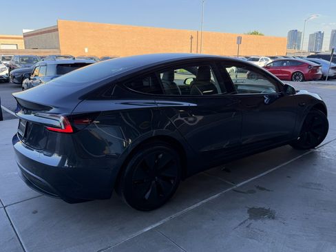 Used 2024 Tesla Model 3 image 4