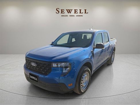 New 2025 Ford Maverick XL image 1