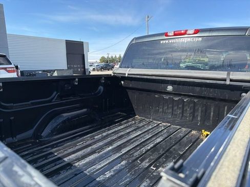 Used 2010 GMC Sierra 1500 SLE w/ Power Pack Plus AWD/4WD image 9