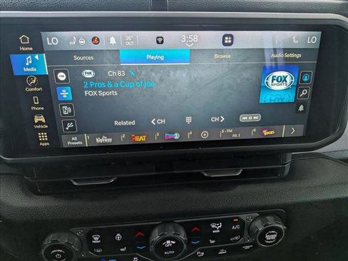 Used 2024 Jeep Wrangler Willys image 14