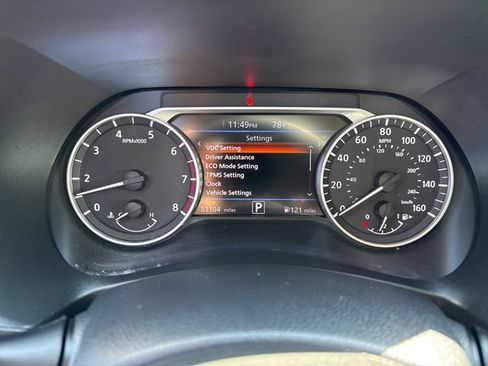 Used 2024 Nissan Sentra SV FWD image 18