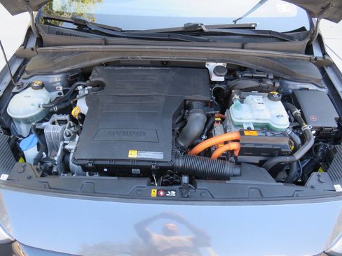 Used 2017 Hyundai Ioniq Limited w/ Ultimate Package 03 image 39