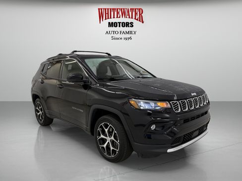 Used 2024 Jeep Compass Limited AWD/4WD image 5