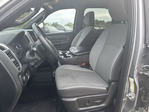 Used 2024 RAM 2500 Big Horn w/ Bed Utility Group image 14