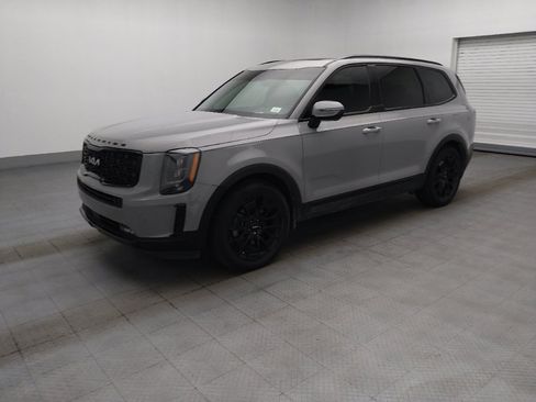 Used 2022 Kia Telluride SX w/ SX Prestige Package AWD/4WD image 2