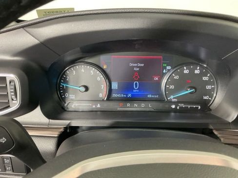 Used 2023 Ford Explorer Limited AWD/4WD image 16