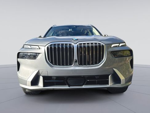 New 2026 BMW X7 xDrive40i w/ Executive Package image 4