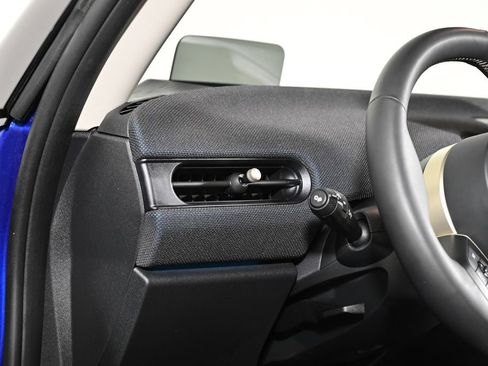 Certified 2025 MINI Cooper S image 21