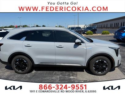 Used 2025 Kia Sorento S w/ Panoramic Sunroof Package