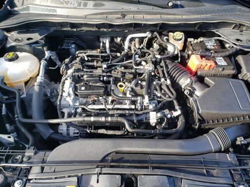 Used 2020 Ford Escape SE image 15