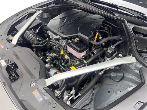 Used 2025 Genesis G70 2.5T image 75