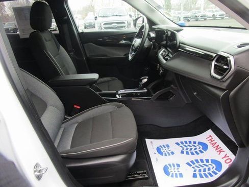 Certified 2024 Chevrolet TrailBlazer LT w/ Convenience Package image 25