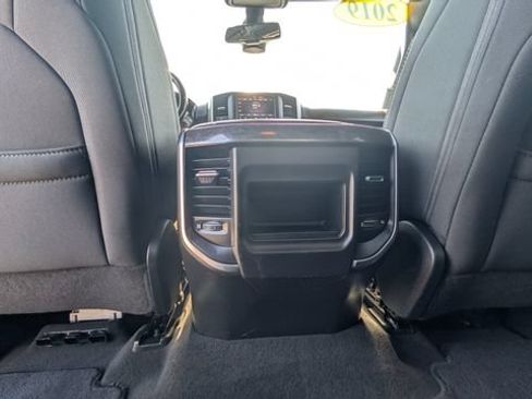 Used 2019 RAM 1500 Big Horn AWD/4WD image 15