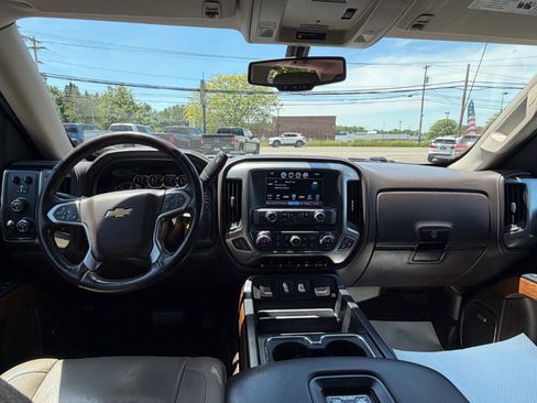 Used 2017 Chevrolet Silverado 1500 LTZ w/ Sport Package AWD/4WD image 14