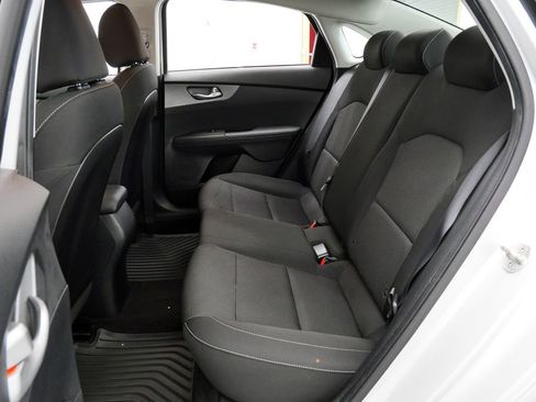 Used 2019 Kia Forte LXS FWD image 18