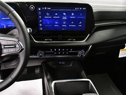 New 2026 Chevrolet Equinox LT AWD/4WD image 23