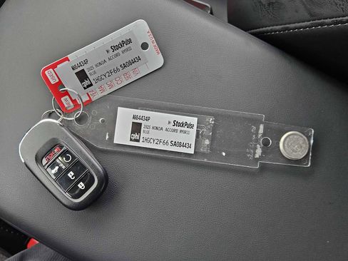 Used 2025 Honda Accord EX-L image 33