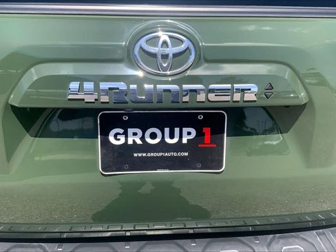Used 2022 Toyota 4Runner TRD Sport w/ Technology Package RWD image 10