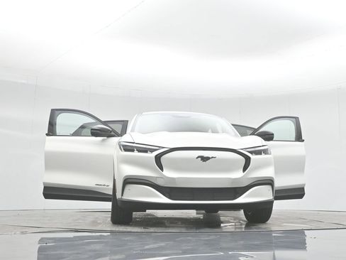 New 2025 Ford Mustang Mach-E Premium image 48