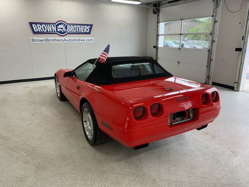 Used 1996 Chevrolet Corvette Convertible image 5